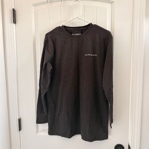 Alphalete Men's Long Sleeve Tee in Black